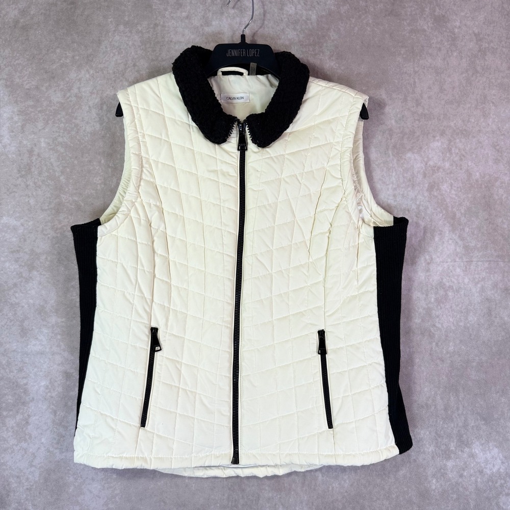 Calvin Klein Quilted Performance Vest Cream Black Faux Fur Gorpcore SkiChic